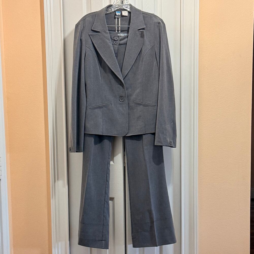 VTG Y2K Star City Gray Flared Pantsuit 2-Piece Set See Measurements for est size